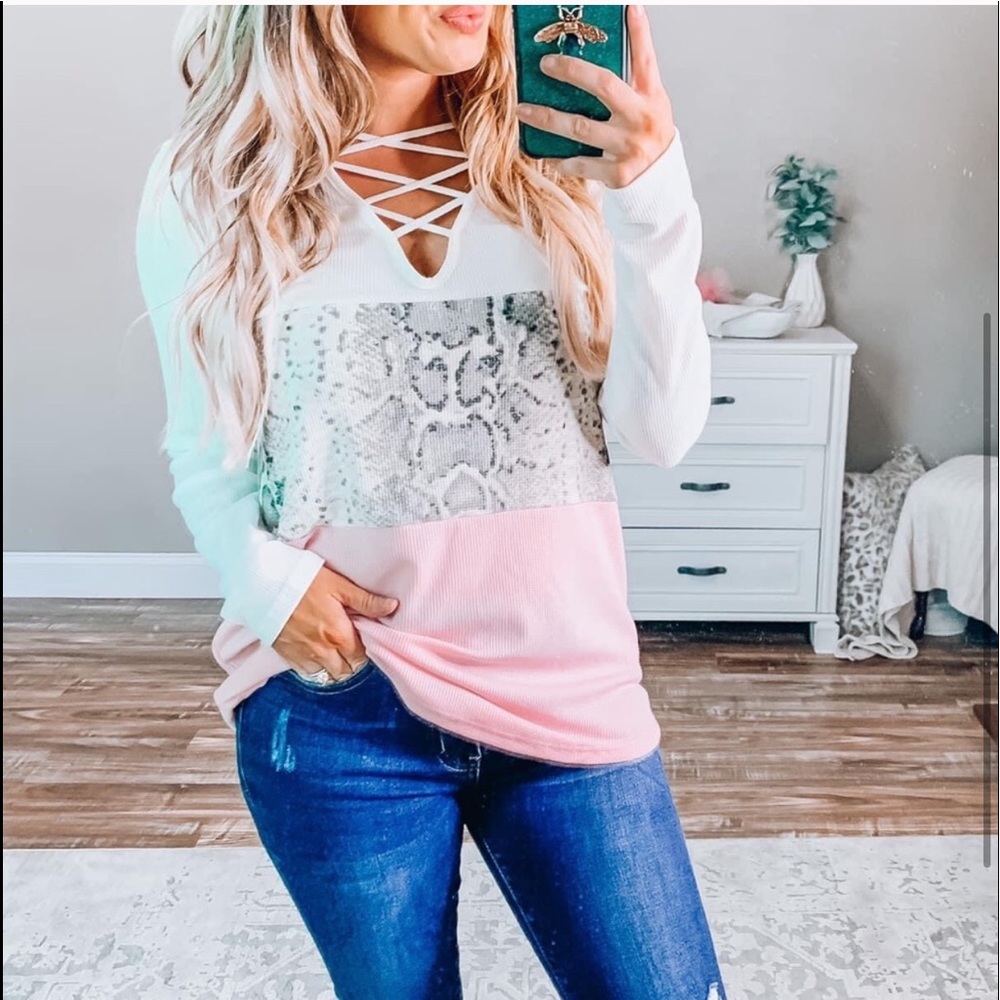NWOT - Pink, white and snakeskin color block top